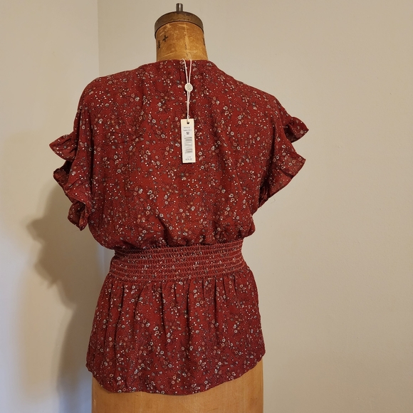 Ladies Max Studio Top Size M - Picture 2 of 10